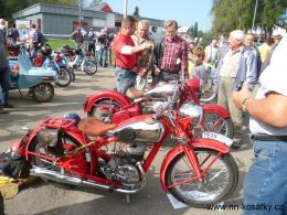 HISTORICKÉ TRAKTORY 2012 -  (Galerie obr. 3)