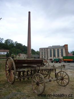HISTORICKÉ TRAKTORY 2009 -  (Galerie obr. 9)