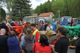 TRAKTORY NAHORUBY 2015 - (Galerie obr. 16)