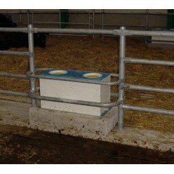 Dvoumíčová napaječka RACEK 2