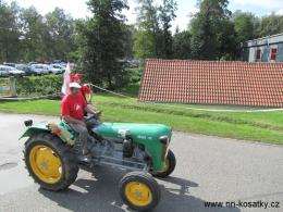 HISTORICKÉ TRAKTORY 2012 -  (Galerie obr. 10)
