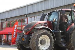 VALTRA ROAD SHOW 2015 - (Galerie obr. 11)