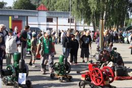 HISTORICKÉ TRAKTORY 2015 -  (Galerie obr. 4)