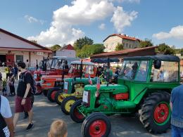 HISTORICKÉ TRAKTORY 2018 - (Galerie obr. 8)