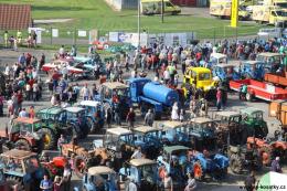 HISTORICKÉ TRAKTORY 2014 -  (Galerie obr. 10)