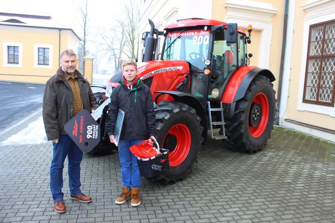 Prodáno 900 traktorů ZETOR obr. 1